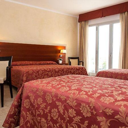 Hotel Demar Olbia Kültér fotó