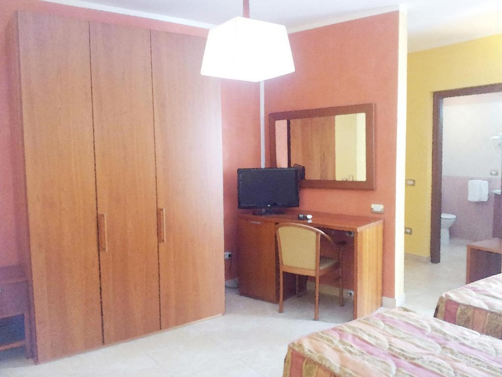 Hotel Demar Olbia Kültér fotó